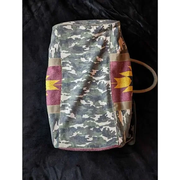 Tigerbear Republik Camouflage Aztec XL Gym Bag Duffel
